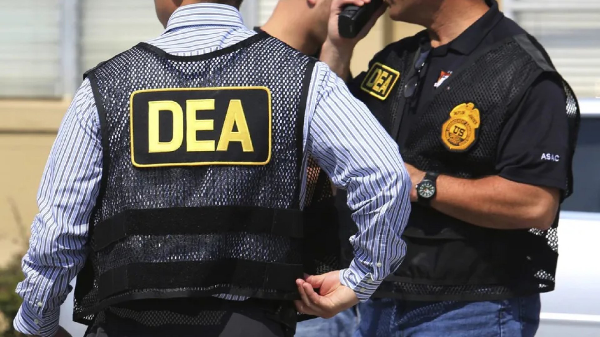 Exagente de la DEA es acusado de conspirar con el CJNG
