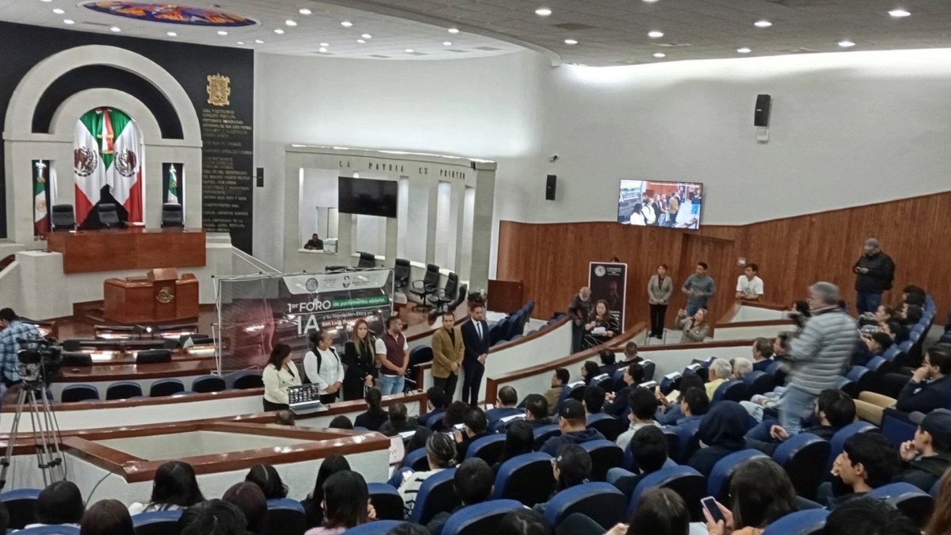 Congreso de SLP tipifica la pederastia como delito; impondrán hasta 18 años de prisión