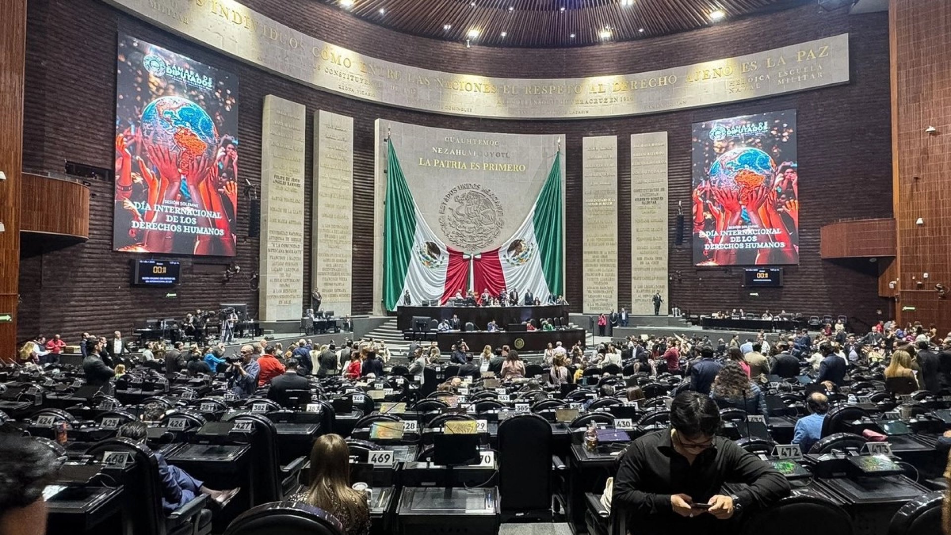 Monreal destaca productividad legislativa de la Cámara de Diputados