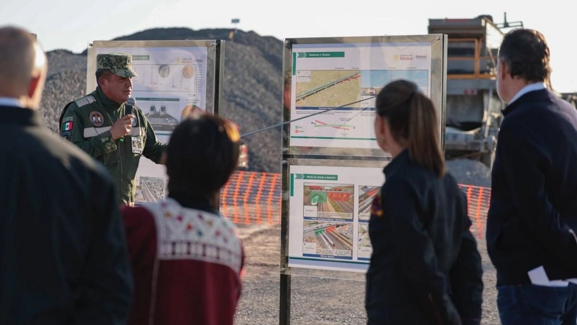 Sheinbaum supervisa avances en las obras del tren México-Querétaro