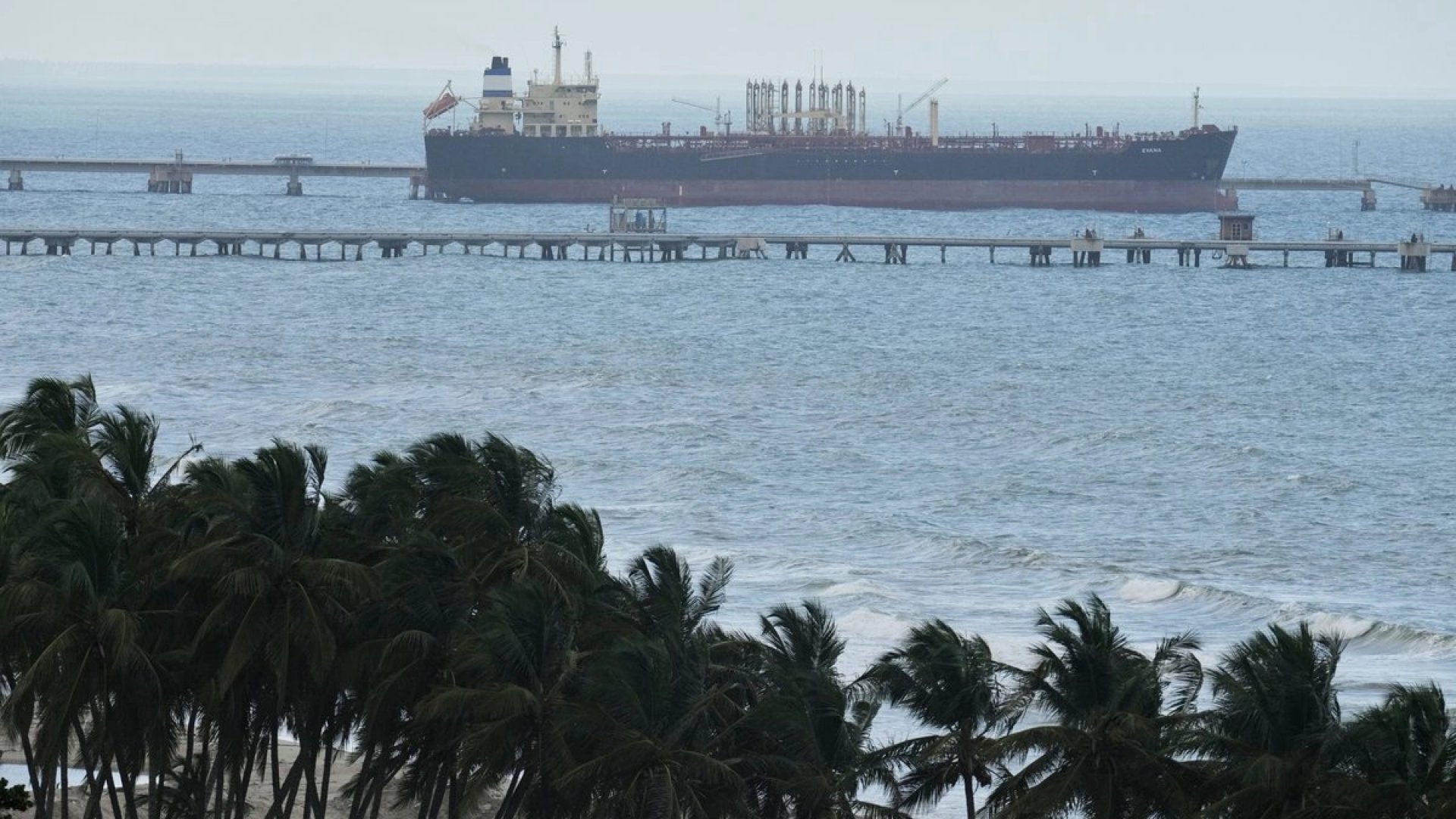 Rusia reafirma respaldo a Venezuela ante bloqueo de buques petroleros