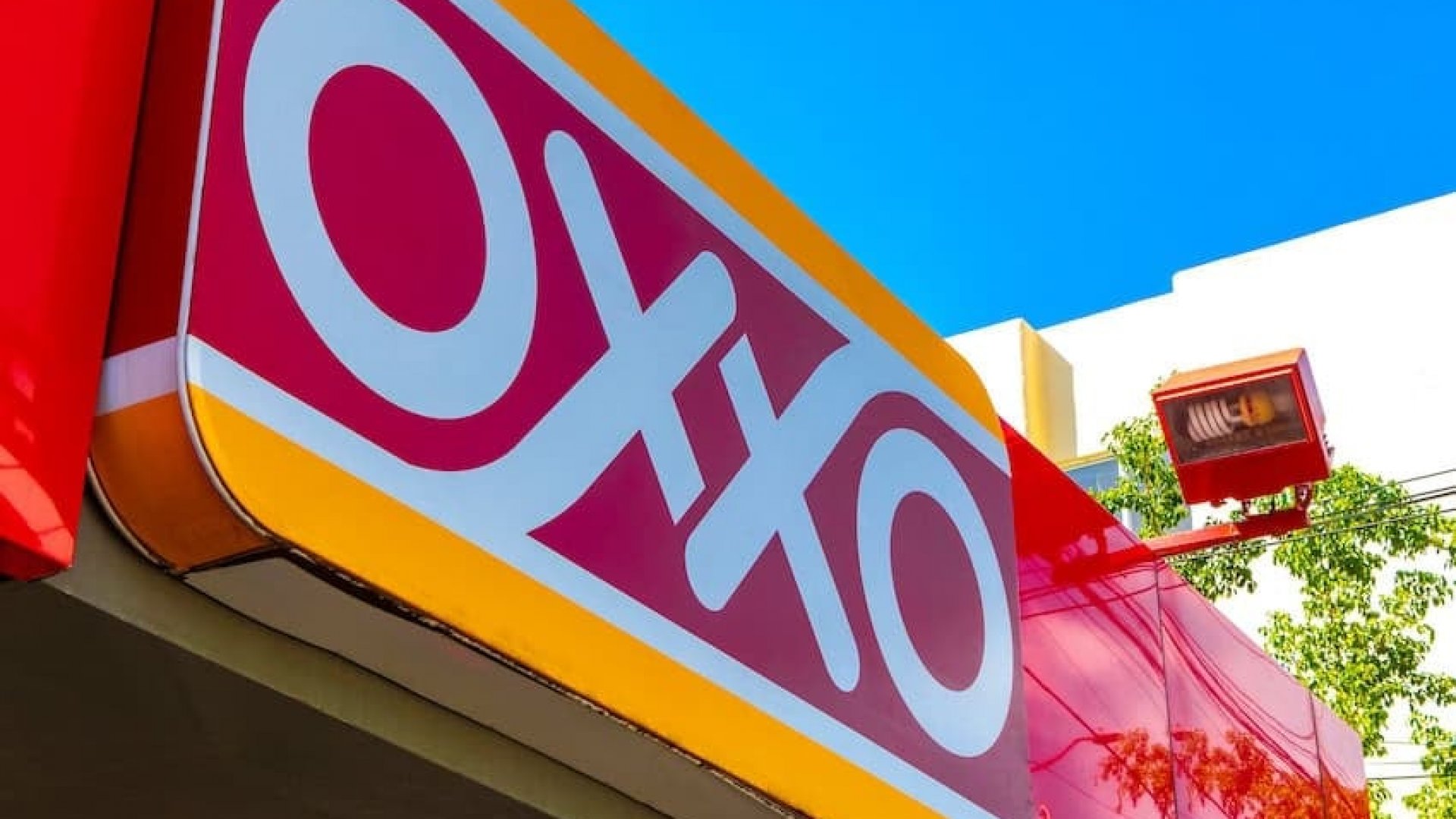Detienen a ‘El Tuxpan’, involucrado en asaltos de tiendas Oxxo en Iztapalapa