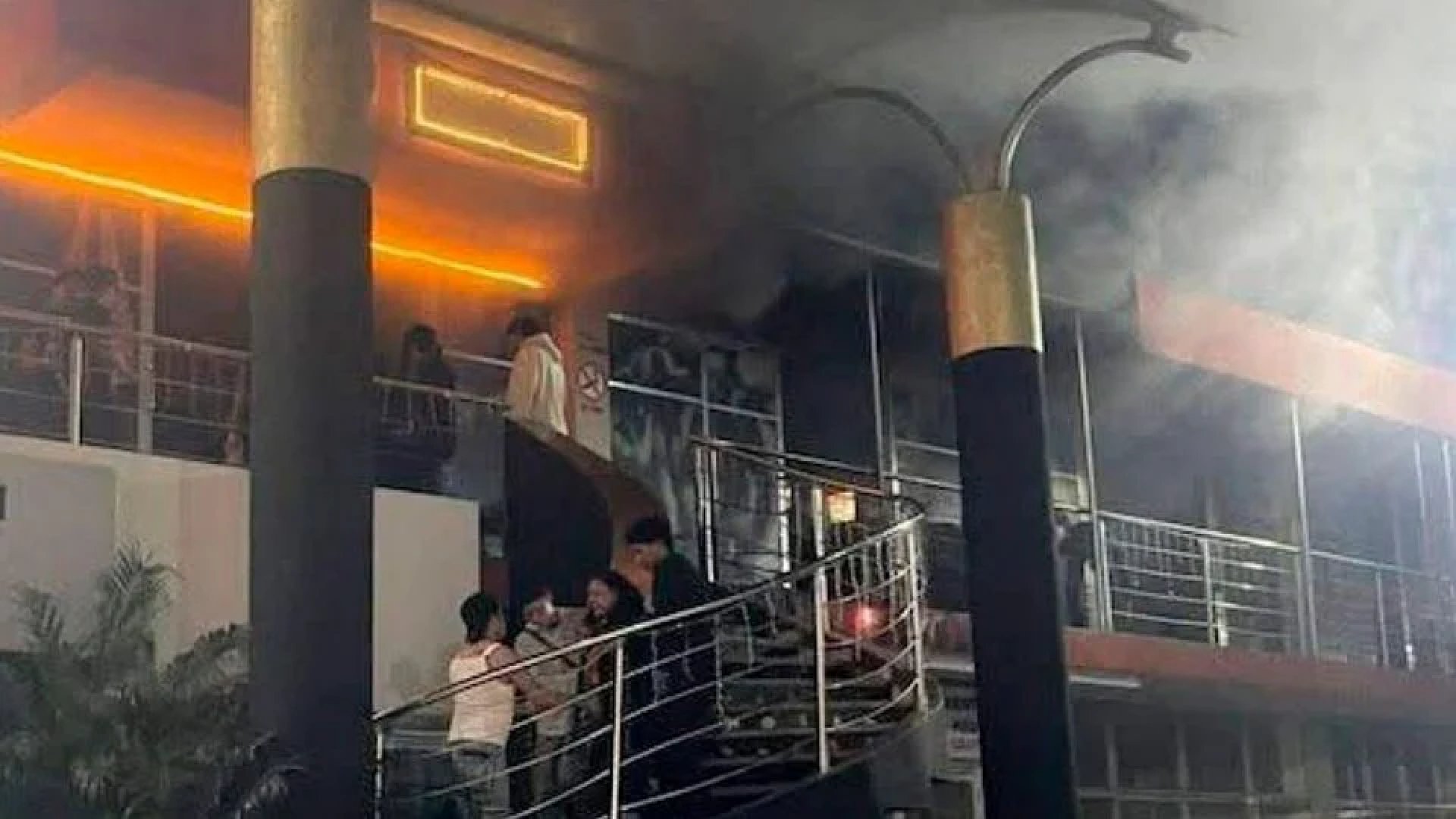 Bares y antros en Chiapas deberán cerrar desde las 2 a. m. tras ataques y hallazgo de cuerpos